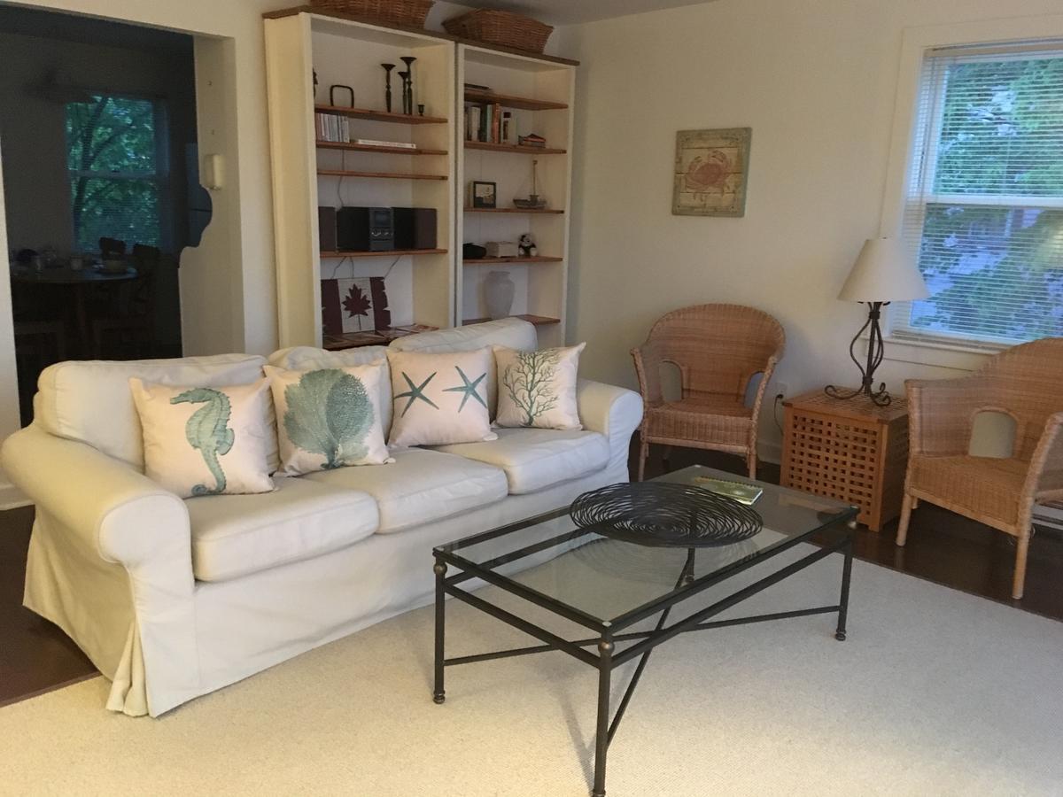 Mahone Bay Beach House Экстерьер фото
